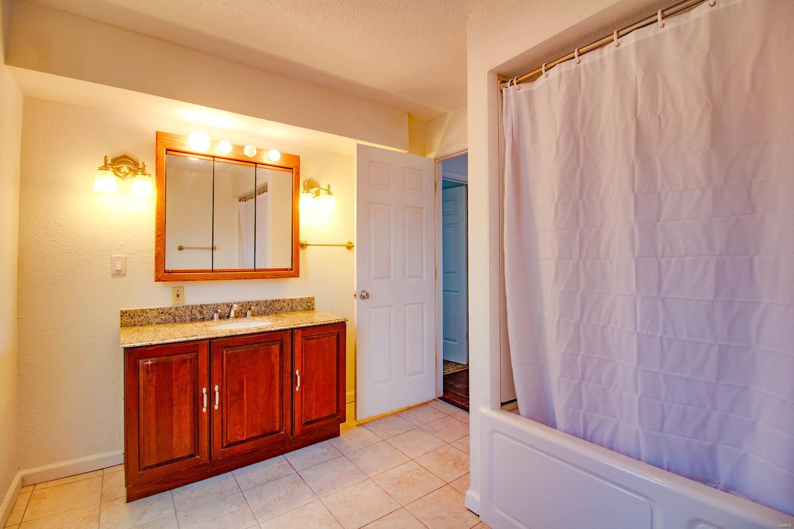 2774 Seiler Road Alton, IL 62002 - Photo 30 of 39 Gallery Image 30