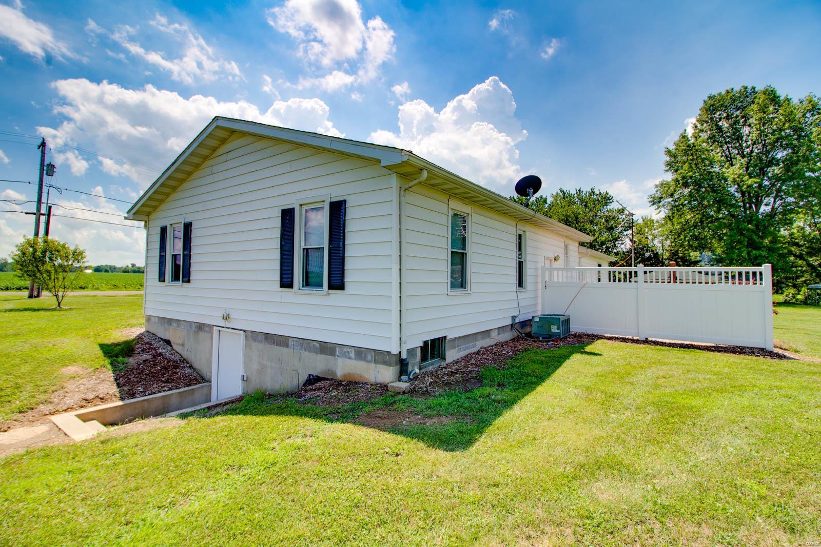 2774 Seiler Road Alton, IL 62002 - Photo 33 of 39 Gallery Image 33