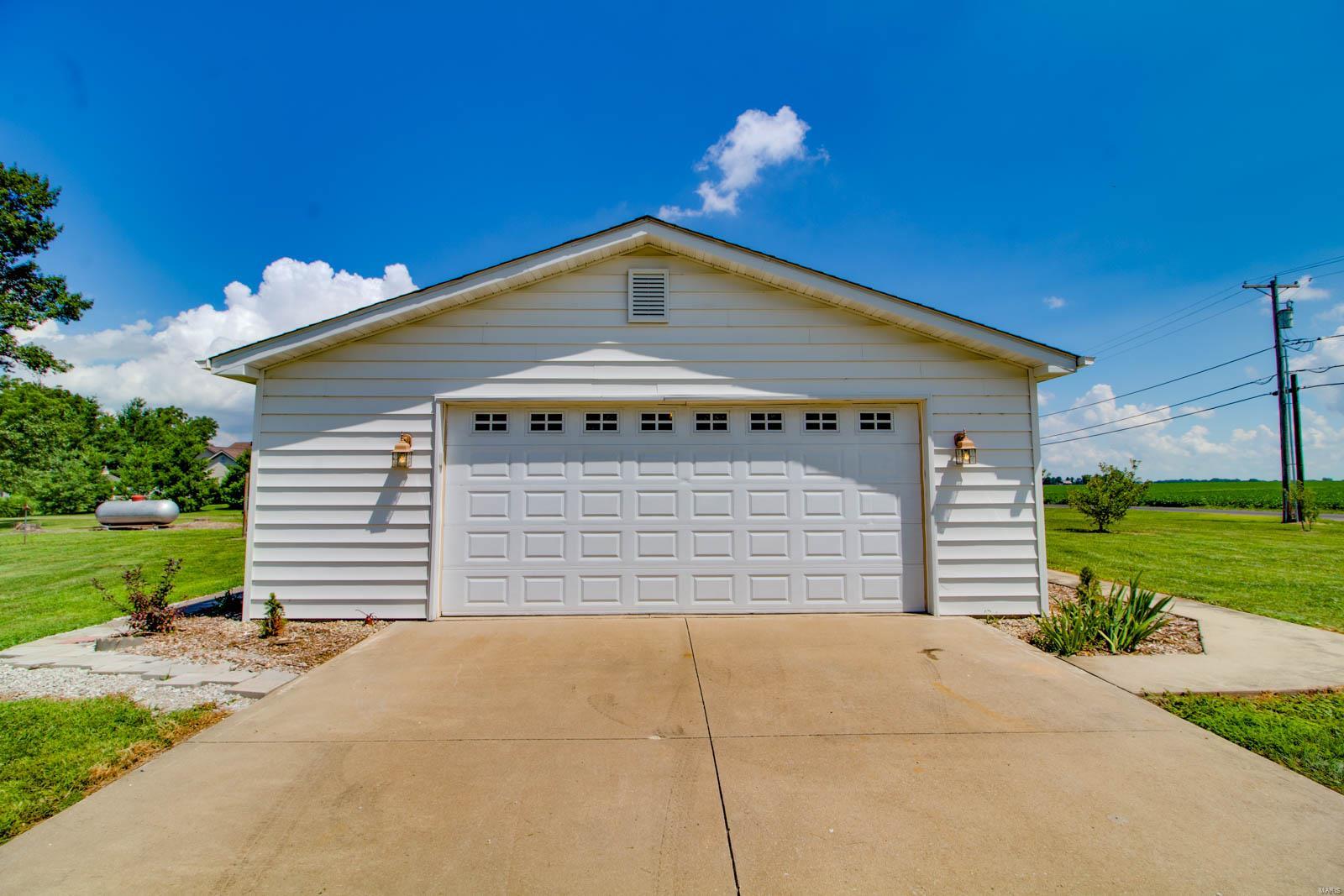 2774 Seiler Road Alton, IL 62002 - Photo 8 of 39 Gallery Image 8