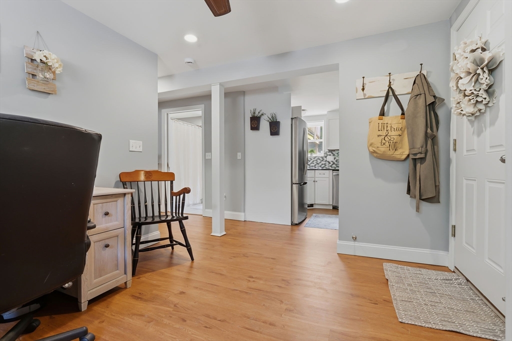 79 Martin Road Reading, MA 01867 - Photo 22 of 42