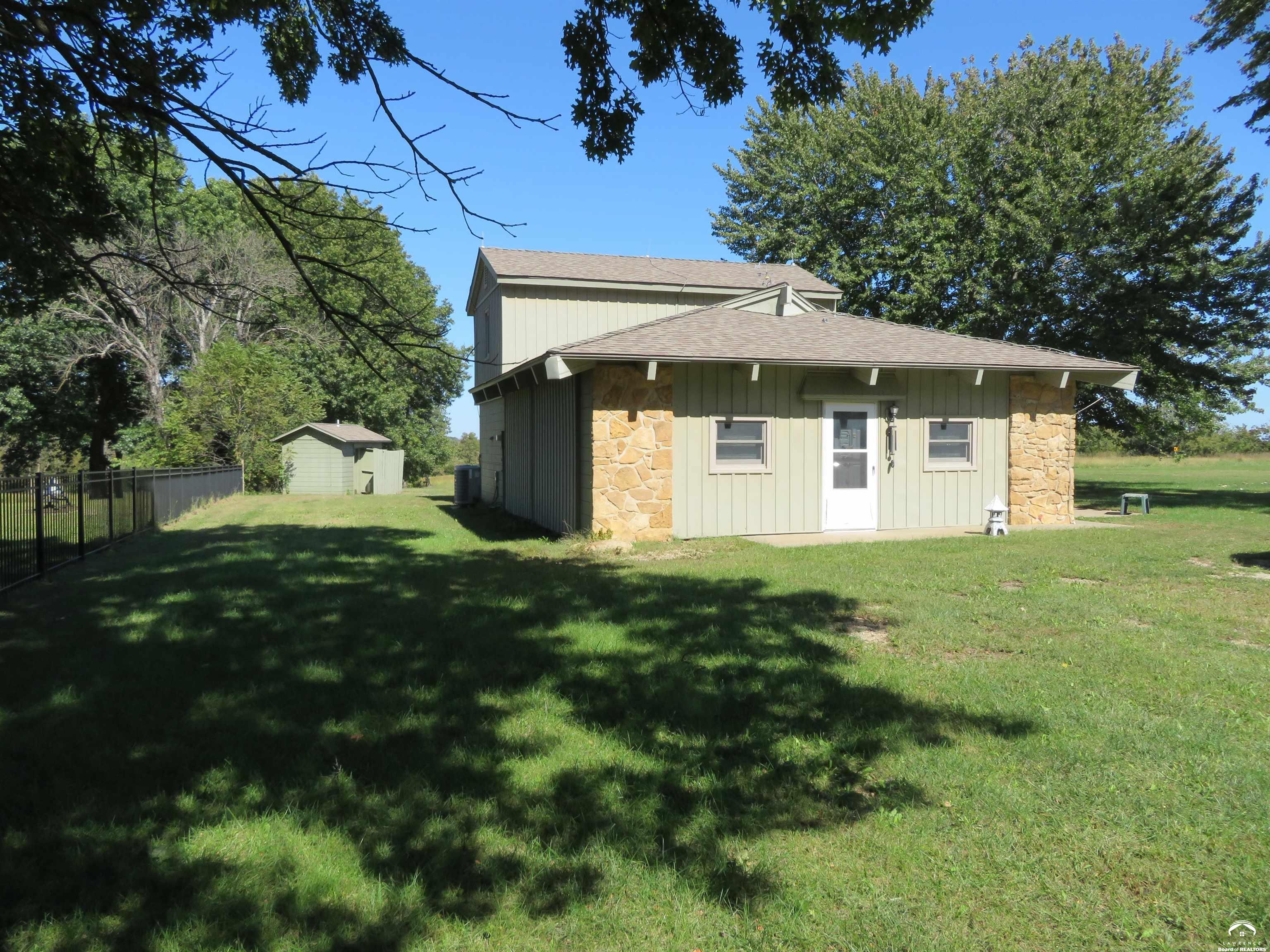 7607 Ferguson Road Ozawkie, KS 66070 - Photo 75 of 98 Gallery Image 75