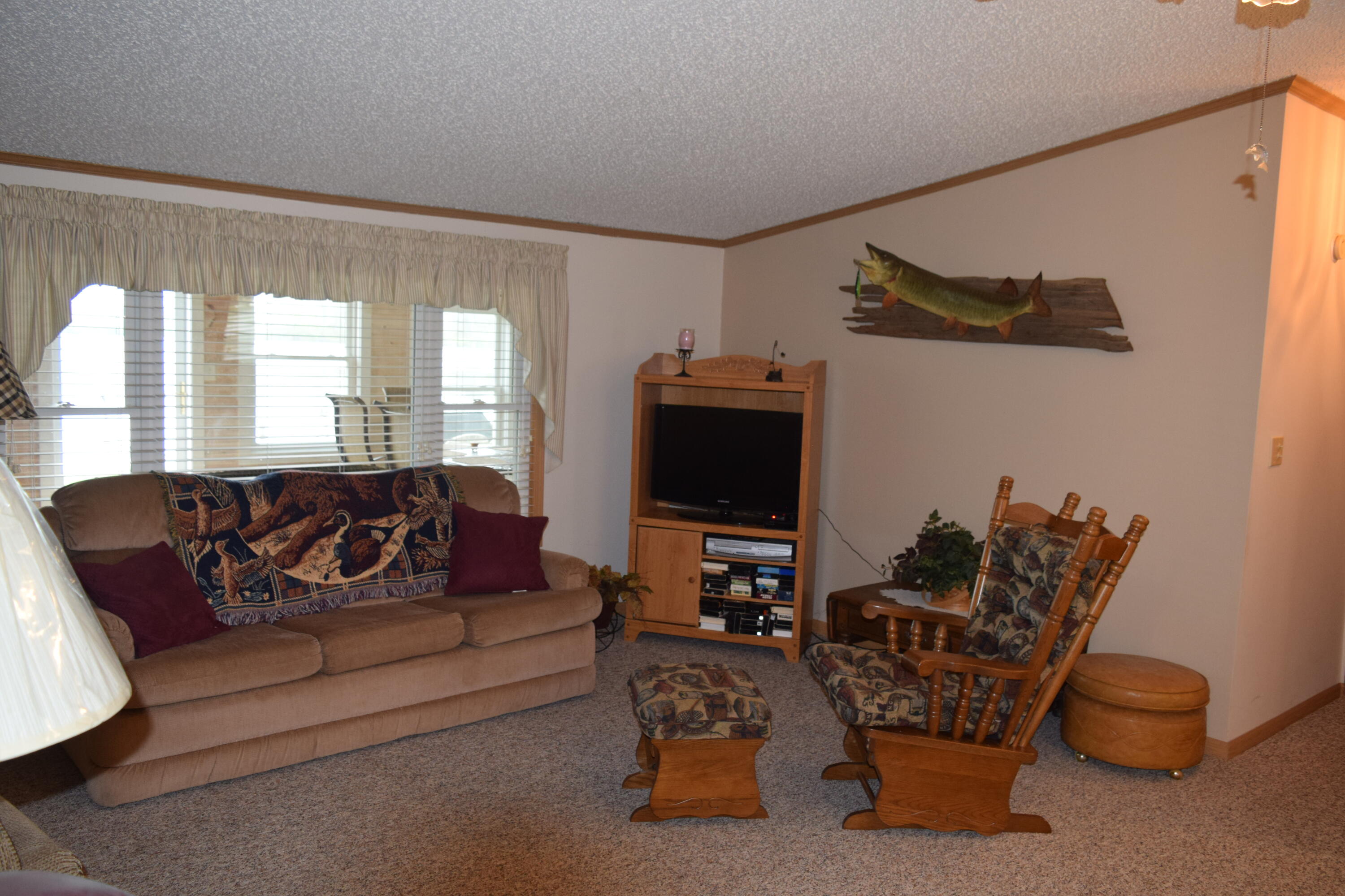 12230 Riverside Drive White Pigeon, MI 49099 - Photo 12 of 36 DSC_0330