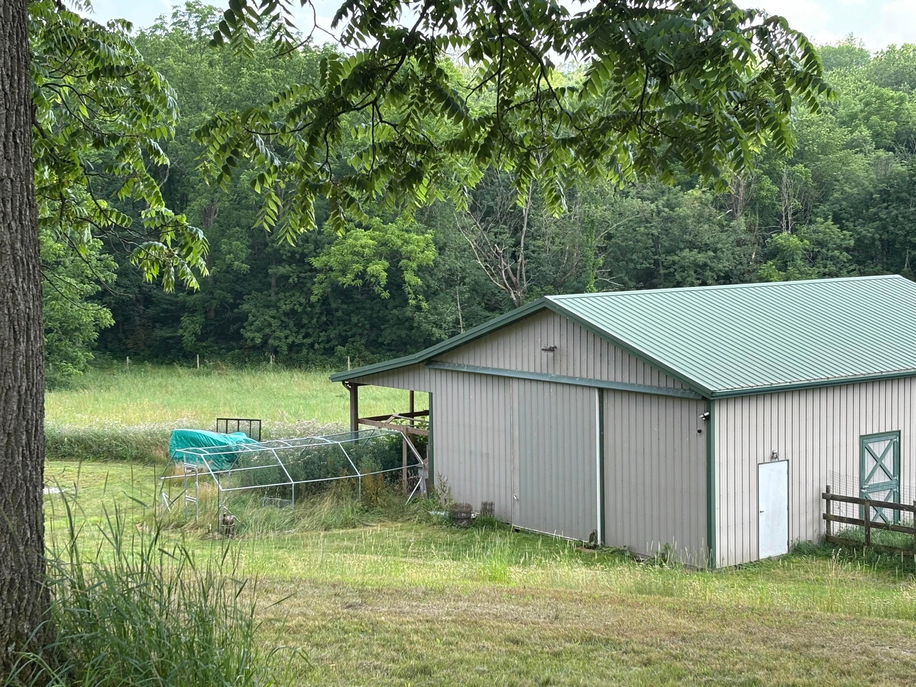 20561 Canada Road Howard, OH 43028 - Photo 28 of 33 IMG_0020