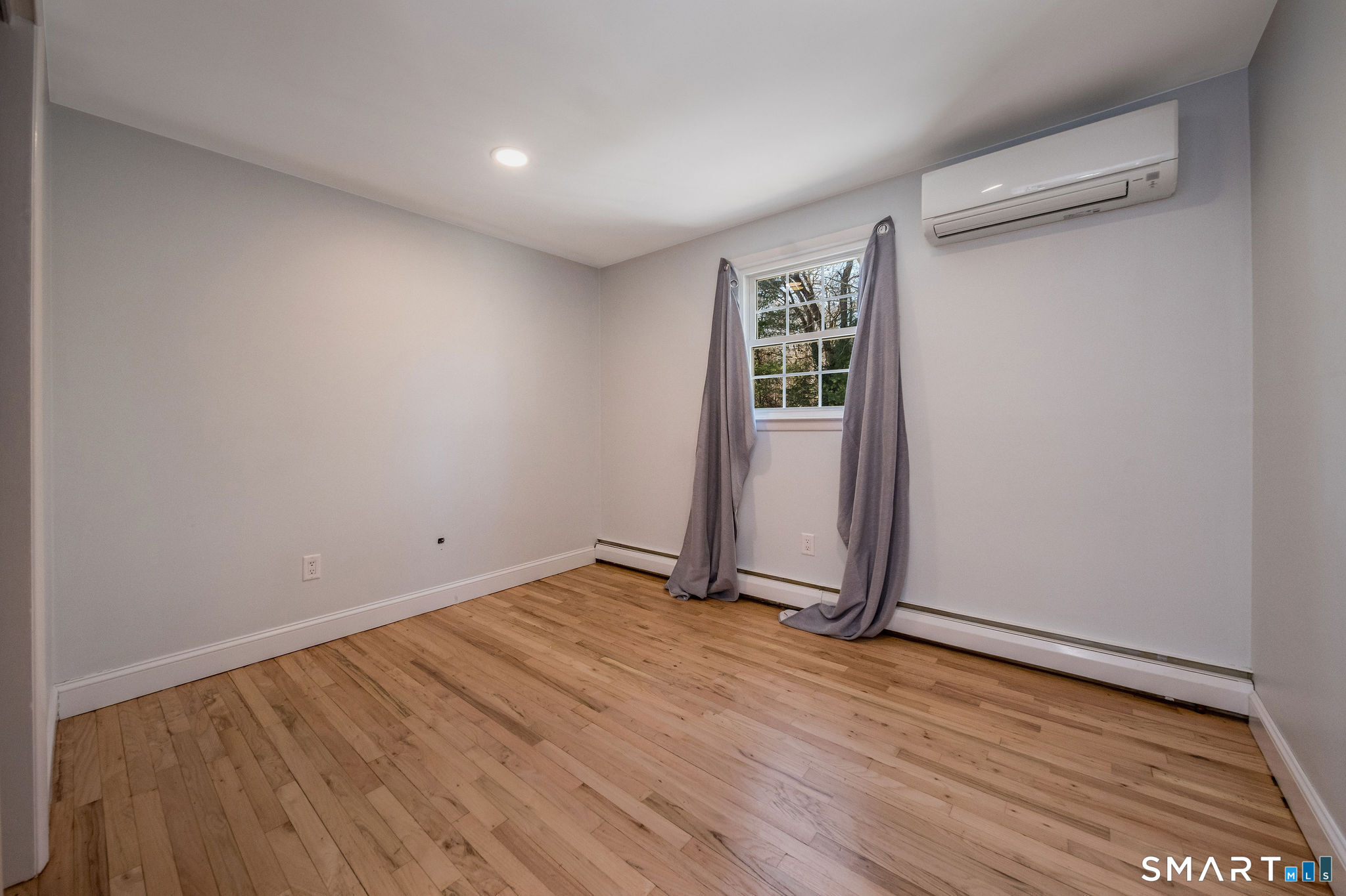 50 Jefferson Circle Clinton, CT 06413 - Photo 11 of 33