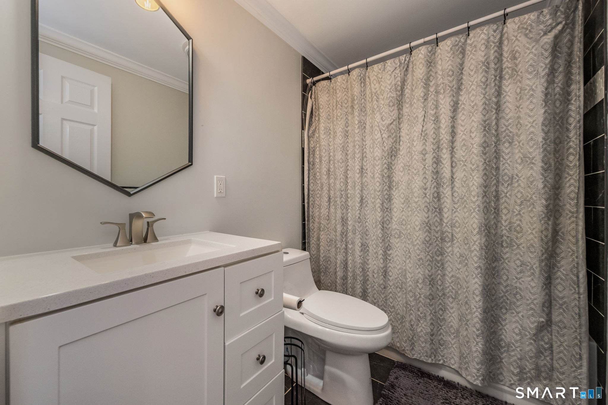 50 Jefferson Circle Clinton, CT 06413 - Photo 12 of 33