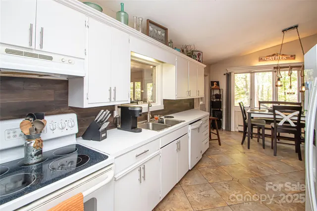 $550,000 | 5608 Davis Road, Waxhaw, NC 28173