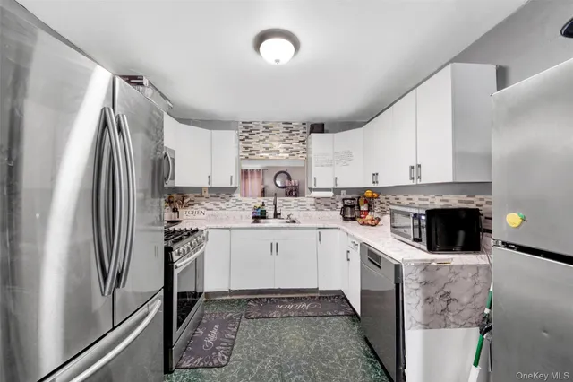 $399,999 | 167 Coolidge Street, Haverstraw, NY 10927