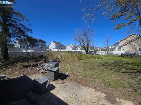 $379,000 | 56 Hickory Lane, Bayville, NJ 08721