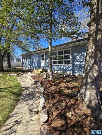 $379,000 | 56 Hickory Lane, Bayville, NJ 08721