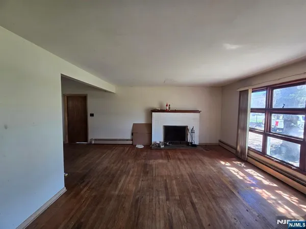 $379,000 | 56 Hickory Lane, Bayville, NJ 08721