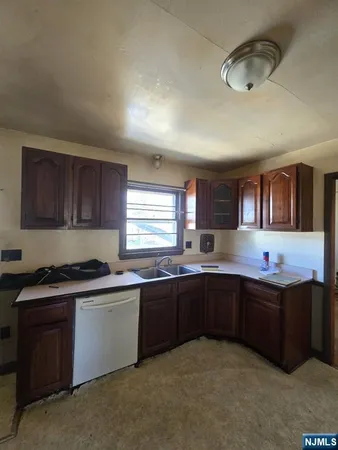 $379,000 | 56 Hickory Lane, Bayville, NJ 08721