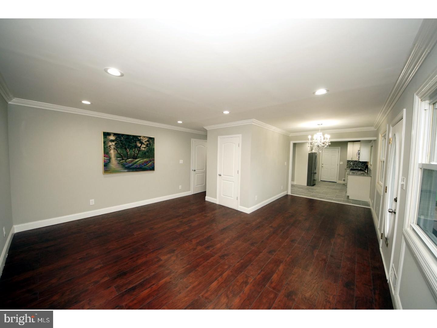 32 Langdon Road Burlington, NJ 08016 - Photo 5 of 25
