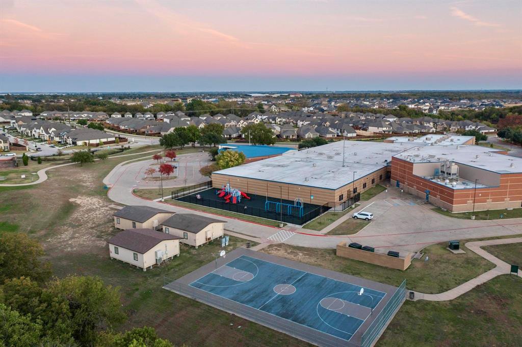 2017 Fall Crk Cove Mesquite, TX 75181 - Photo 38 of 40 Aerial view at dusk of a residential view
