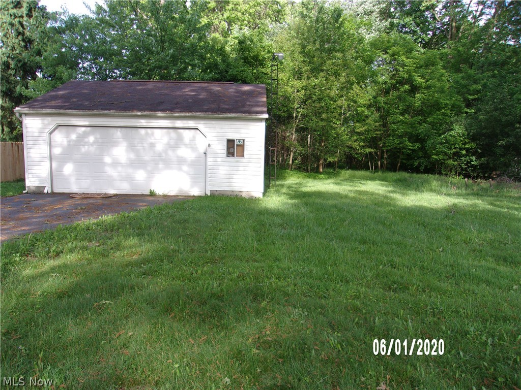 1470 North Road Northeast Warren, OH 44483 - Photo 6 of 14