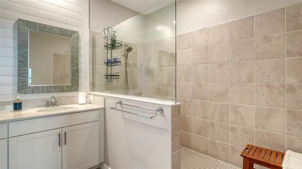 $8,000 | 17645 Boracay Court, Unit 201, Venice, FL 34293