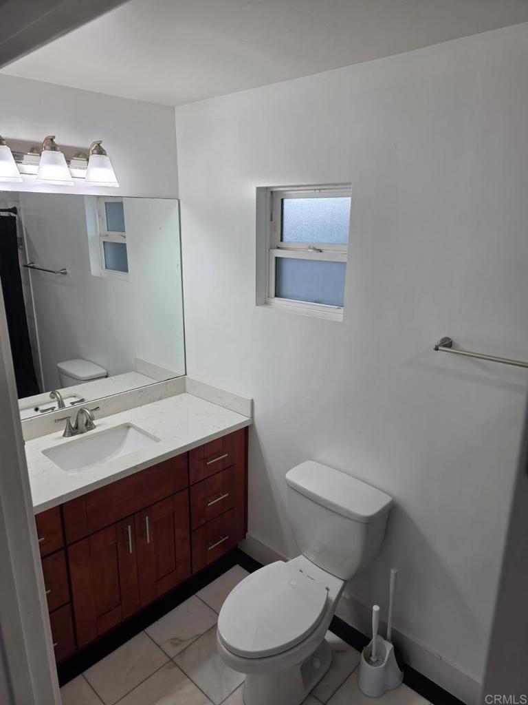 1037 Kings Road Escondido, CA 92027 - Photo 7 of 20