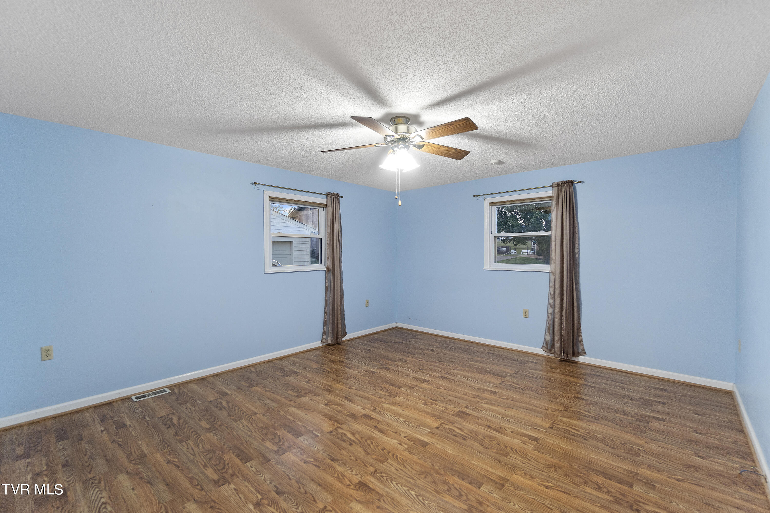 190 Golf Course Circle Greeneville, TN 37743 - Photo 21 of 40 DSC08710