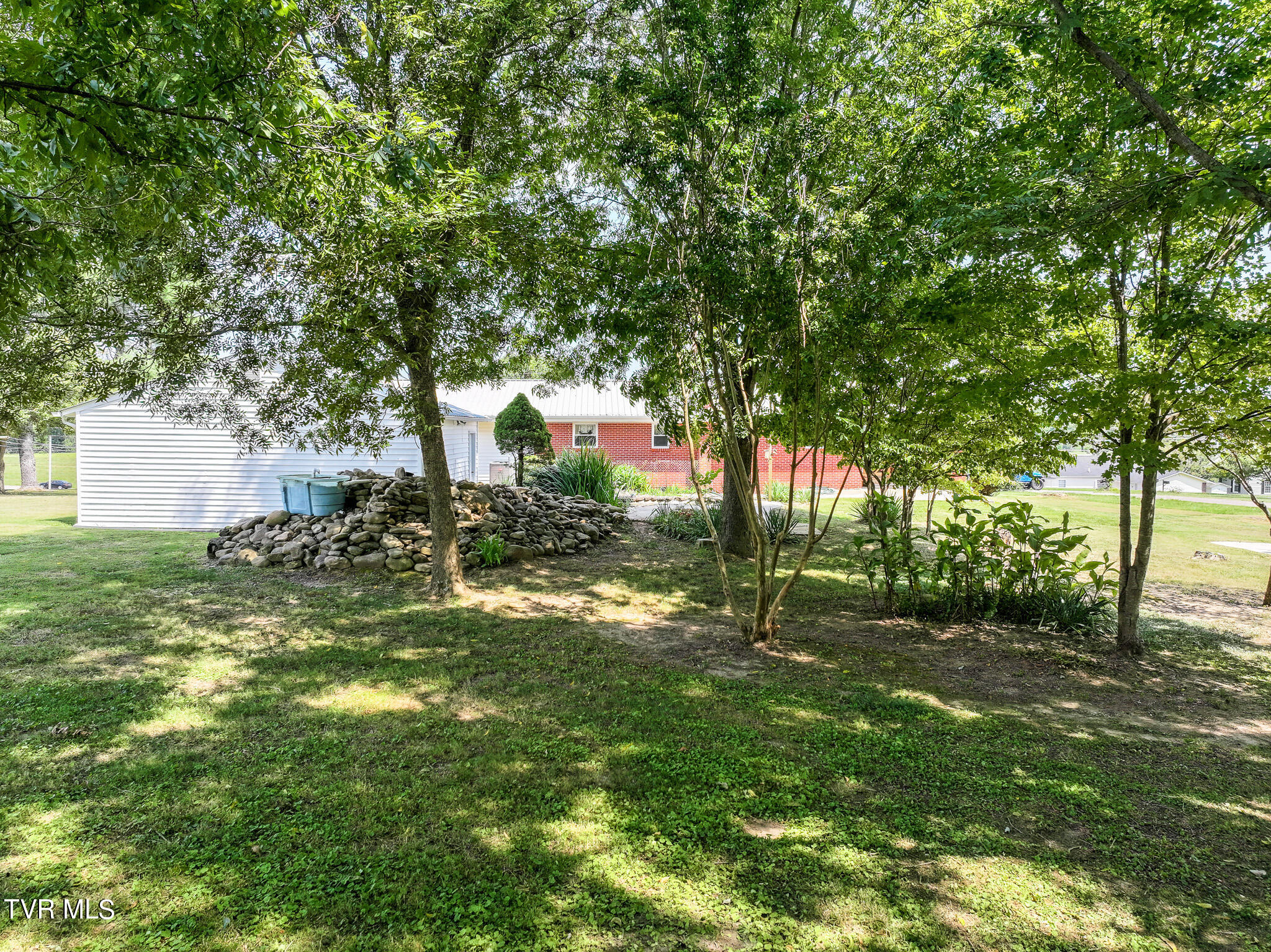 190 Golf Course Circle Greeneville, TN 37743 - Photo 29 of 40 DJI_20240829012108_0310_D
