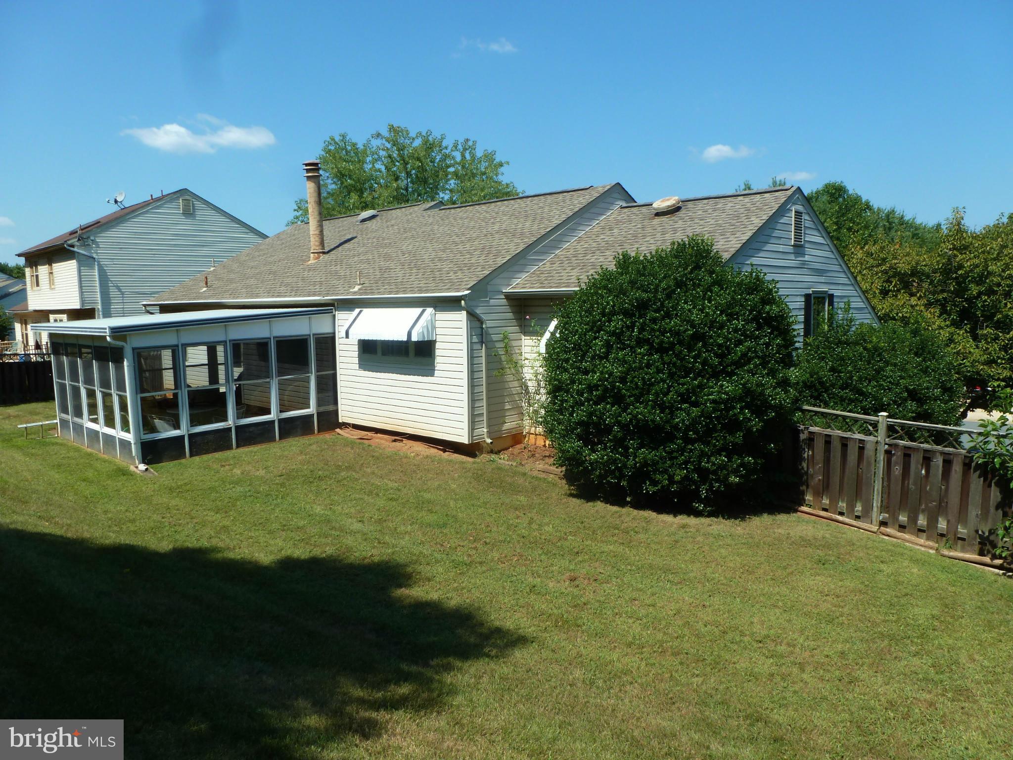 131 Environs Road Sterling, VA 20165 - Photo 2 of 18 Exterior (Rear)
