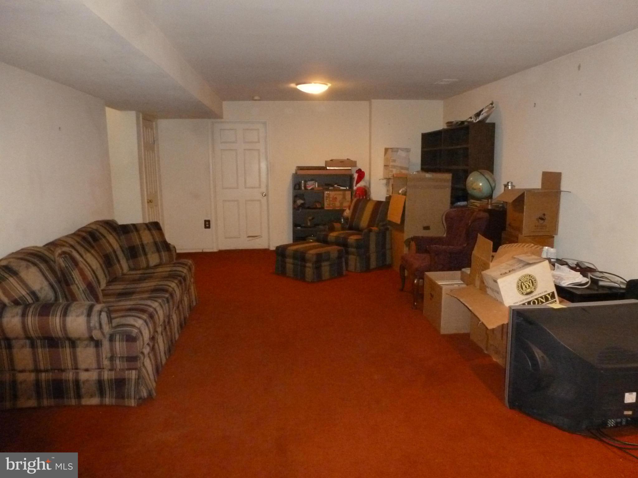 131 Environs Road Sterling, VA 20165 - Photo 15 of 18 Family Room