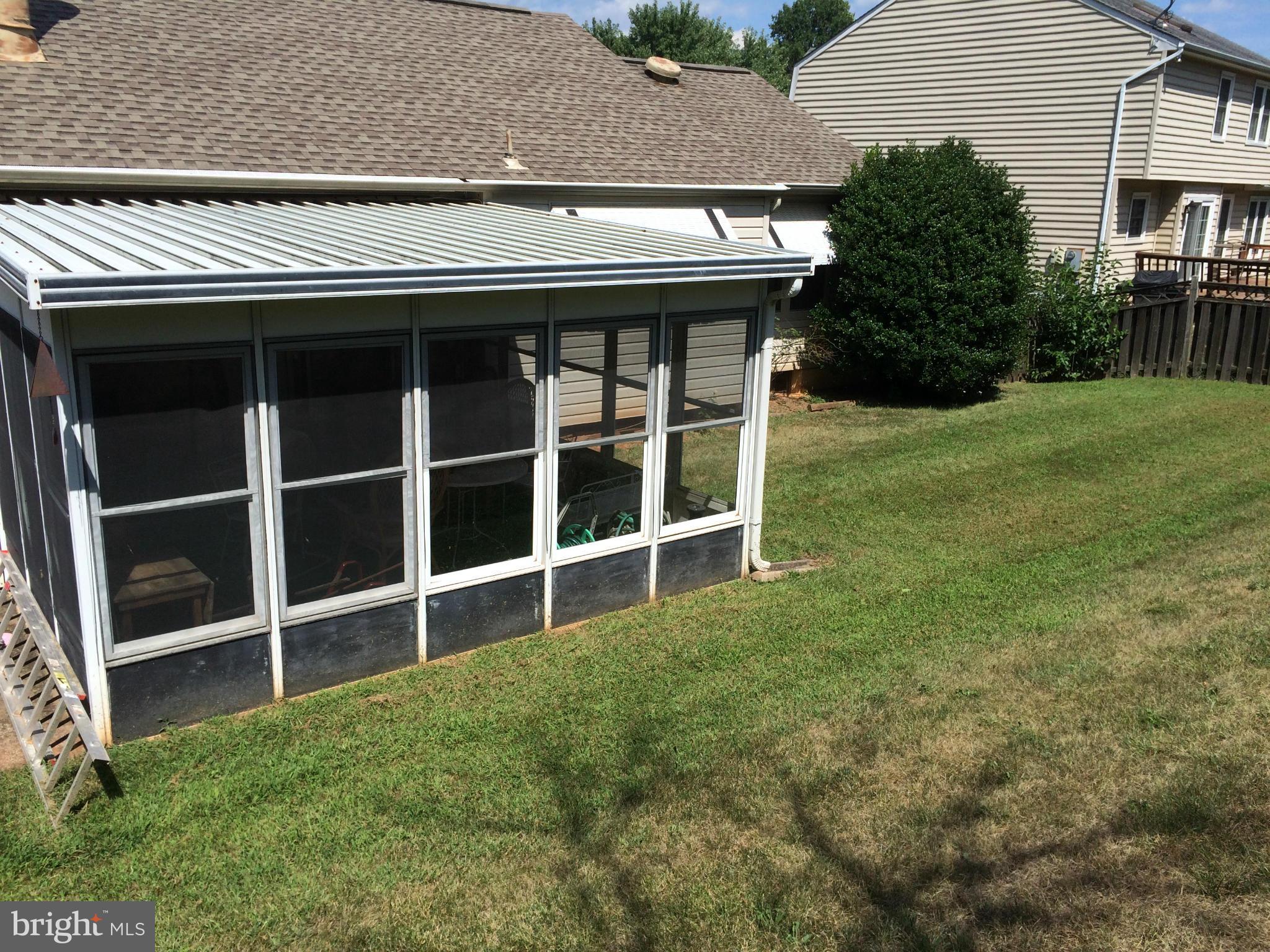 131 Environs Road Sterling, VA 20165 - Photo 3 of 18 Sun room