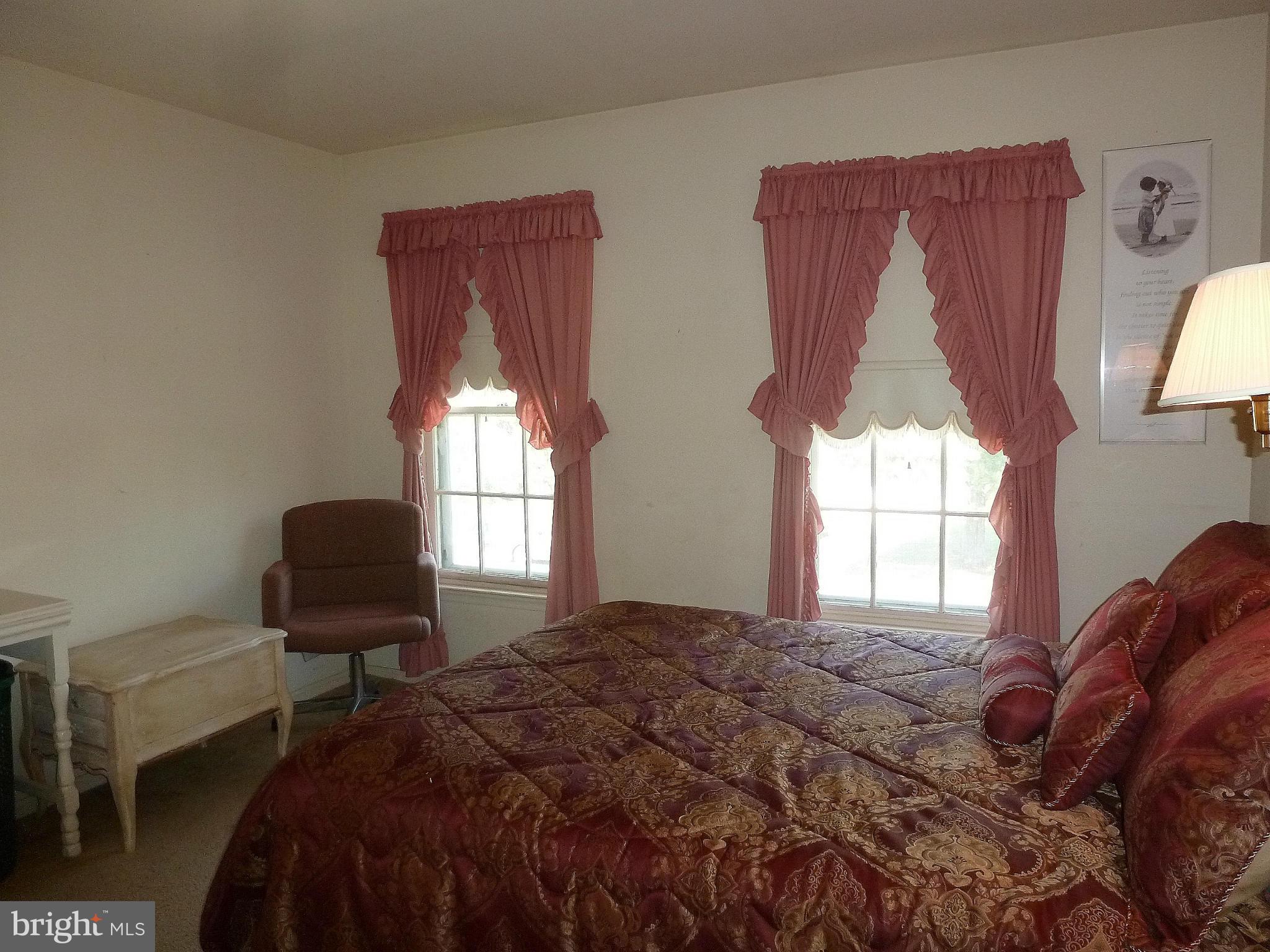 131 Environs Road Sterling, VA 20165 - Photo 10 of 18 Bedroom 2