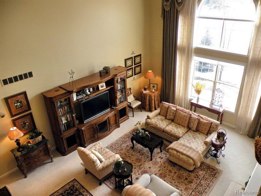 5656 Stonehaven Boulevard Rochester, MI 48306 - Photo 3 of 25 Great Room