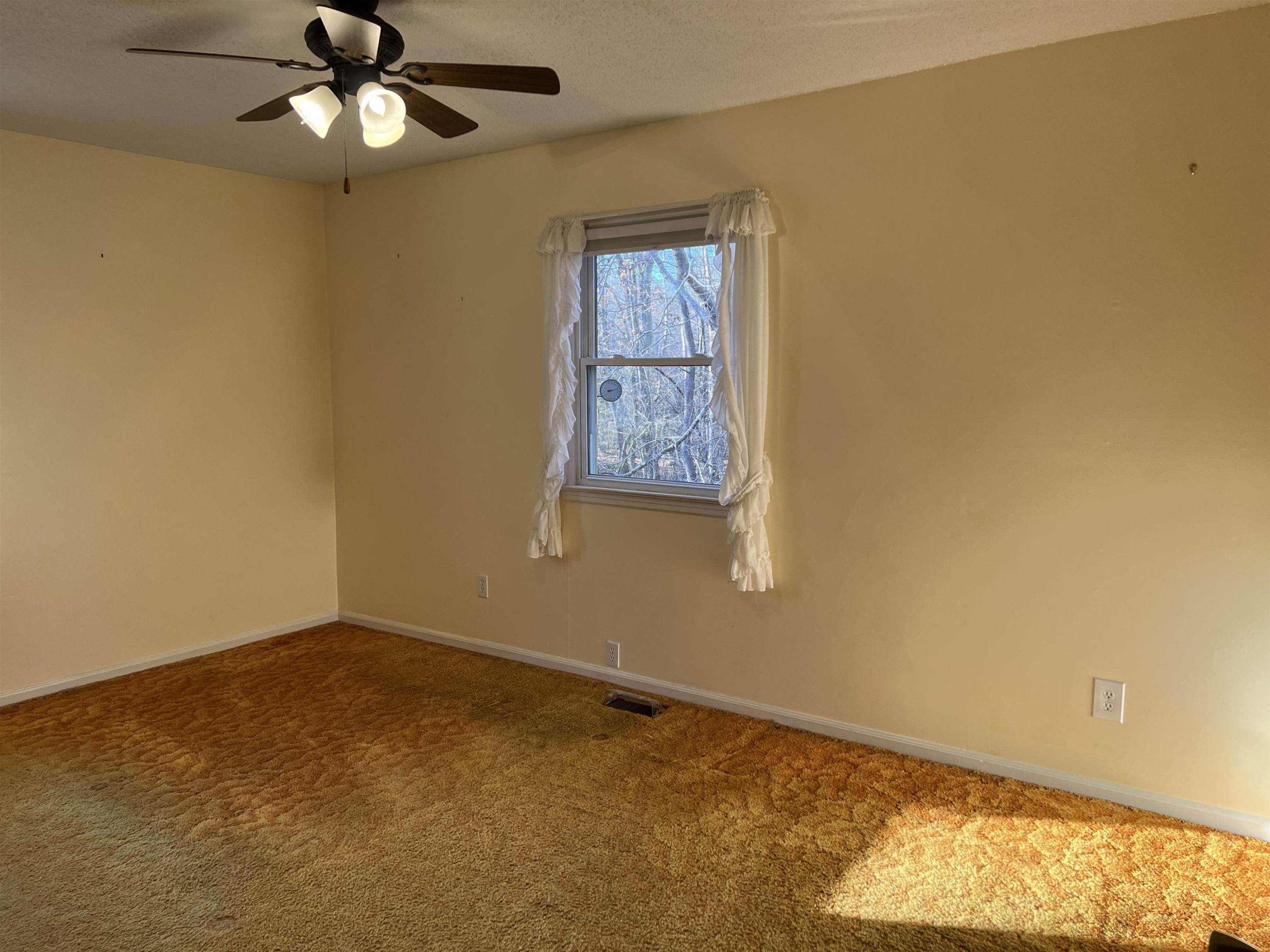 5519 Roslyn Road Durham, NC 27712 - Photo 23 of 31 Photo 23