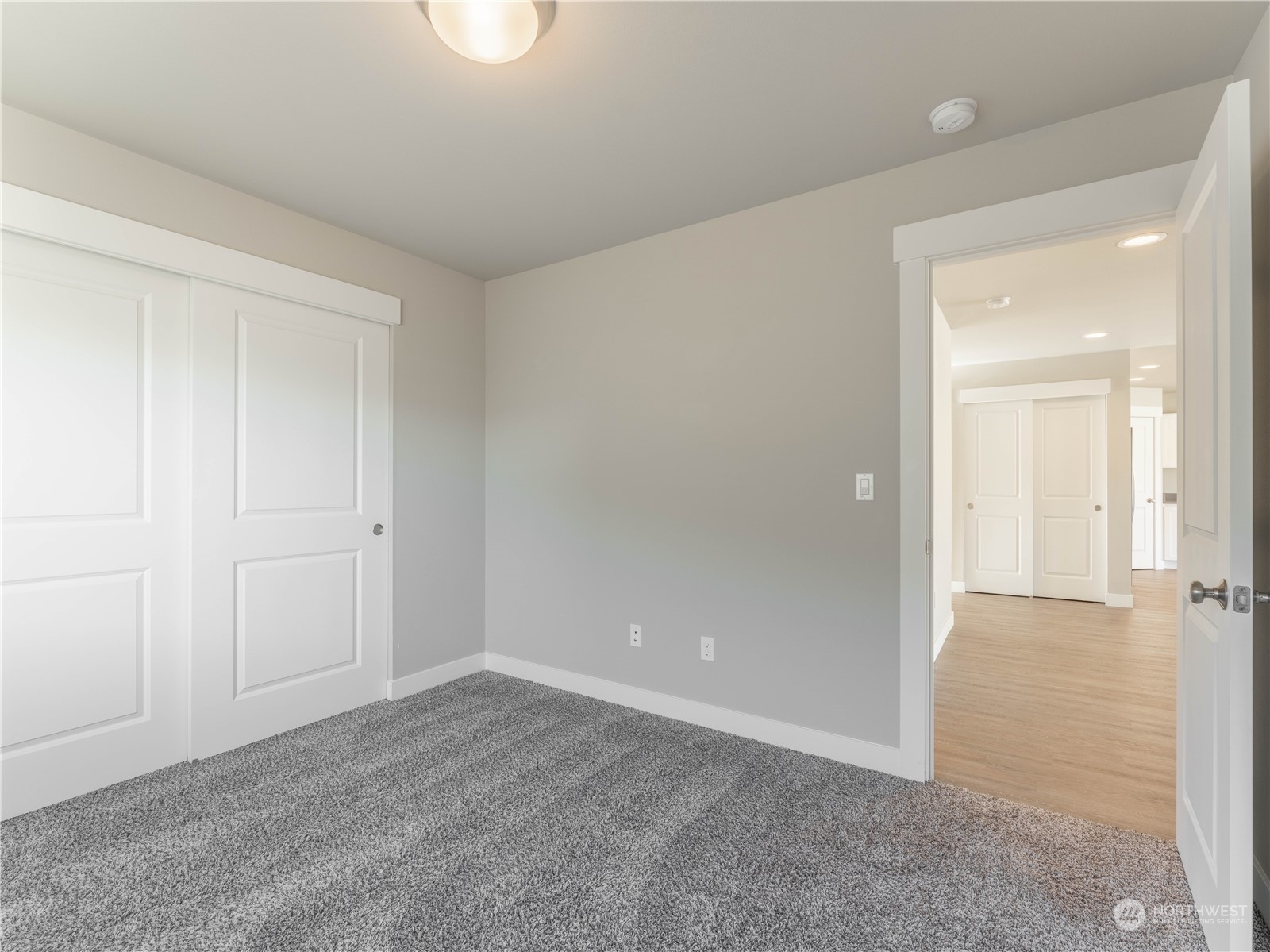 39 South Millbrook Loop East Wenatchee, WA 98802 - Photo 30 of 32 wooden floor and closet in a room