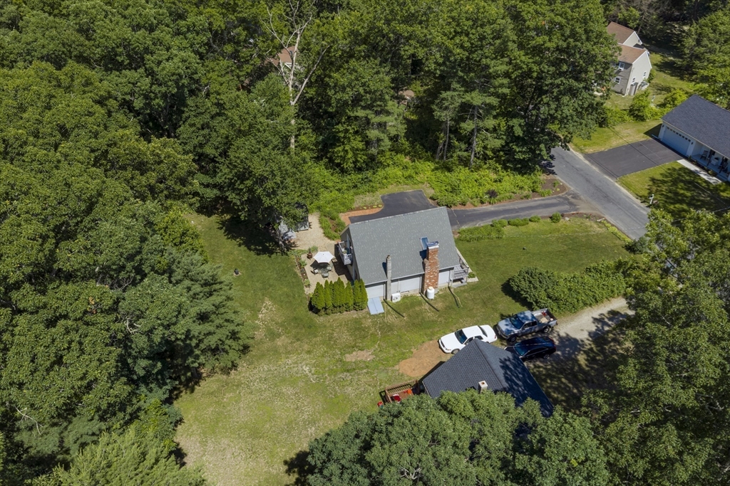47 Horseshoe Circle Ware, MA 01082 - Photo 31 of 37 an aerial view of a house with a yard