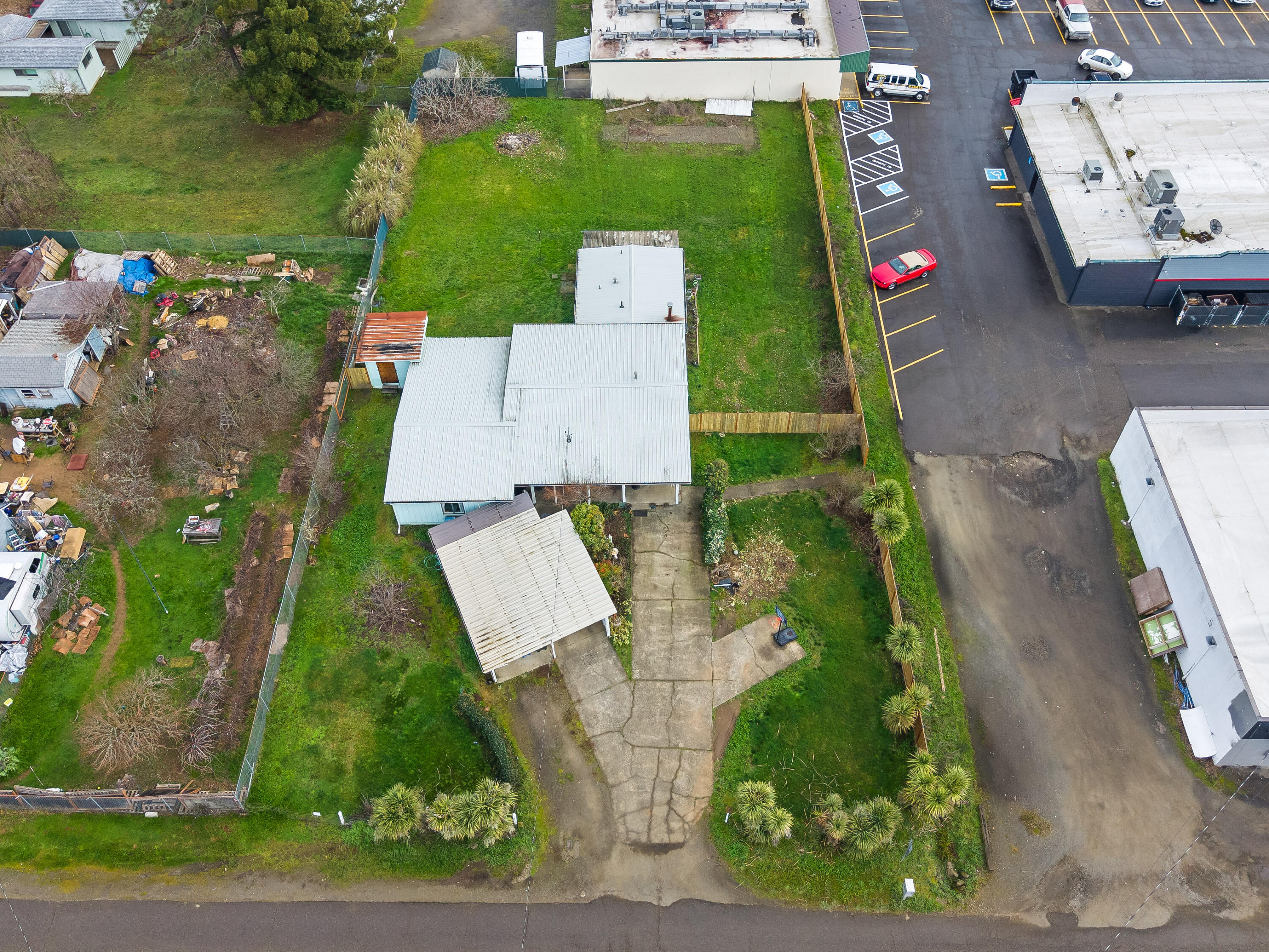162 Kruse Street Sutherlin, OR 97479 - Photo 2 of 49 0-5