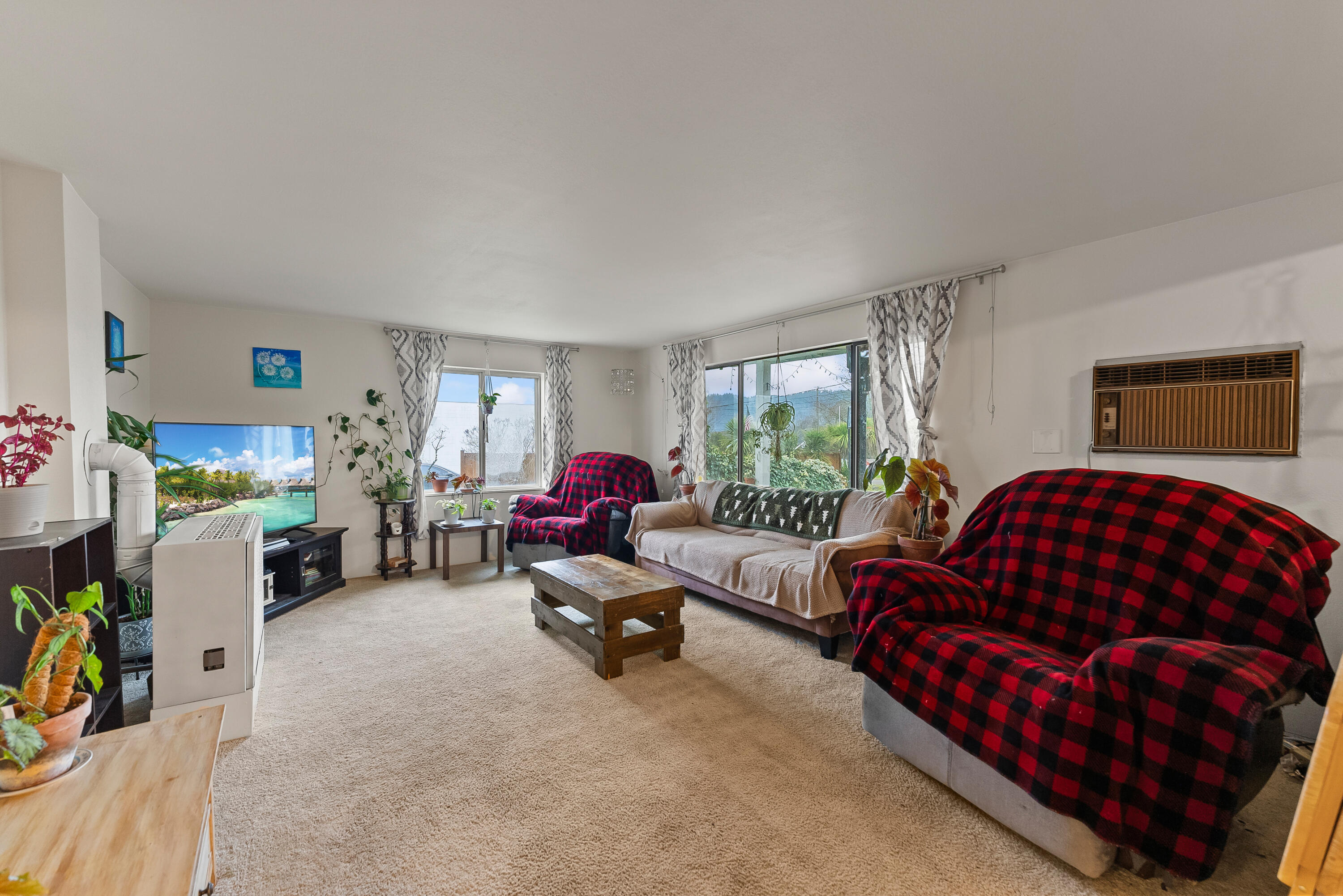 162 Kruse Street Sutherlin, OR 97479 - Photo 8 of 49 0-22
