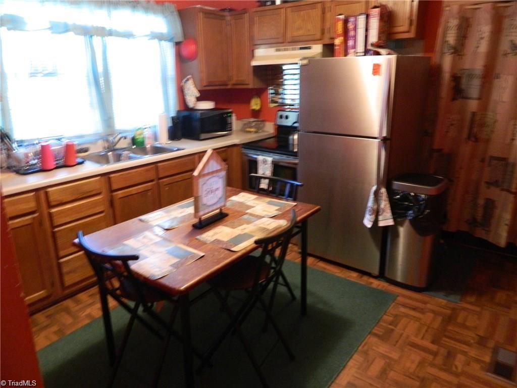 223 Paramount Street High Point, NC 27260 - Photo 2 of 11 Gallery Image 2