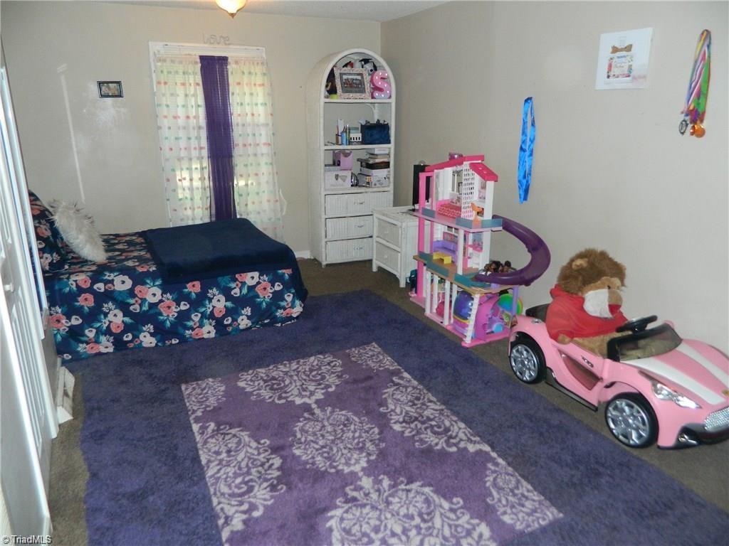 223 Paramount Street High Point, NC 27260 - Photo 6 of 11 Gallery Image 6
