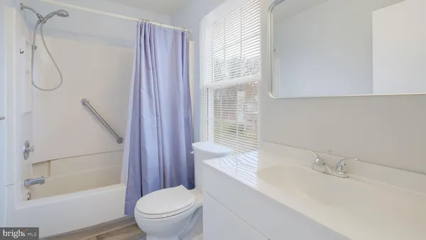 $1,995 | 211 Mews Drive, Unit 211, Sellersville, PA 18960