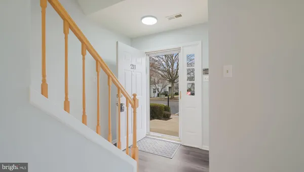 $1,995 | 211 Mews Drive, Unit 211, Sellersville, PA 18960