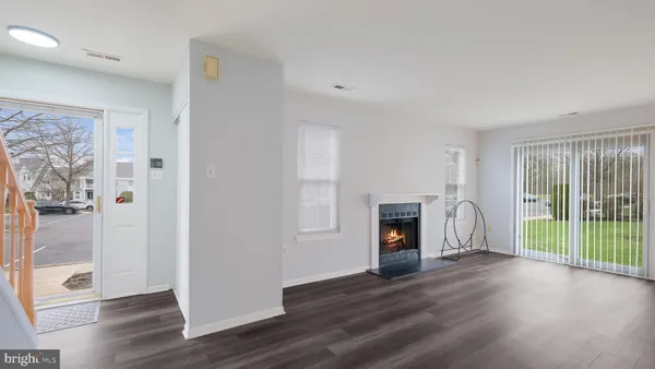 $1,995 | 211 Mews Drive, Unit 211, Sellersville, PA 18960