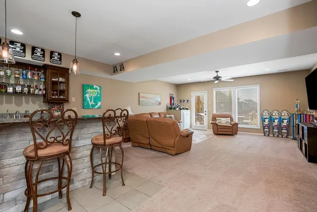 $537,500 | 19435 West 200th Terrace, Spring Hill, KS 66083