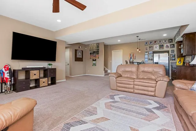 $537,500 | 19435 West 200th Terrace, Spring Hill, KS 66083