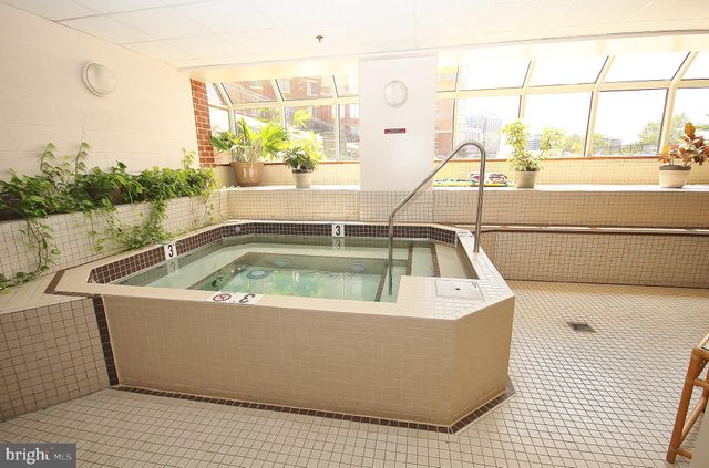 $605,000 | 2181 Jamieson Avenue, Unit 1210, Alexandria, VA 22314