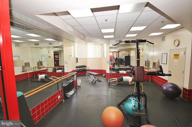 $605,000 | 2181 Jamieson Avenue, Unit 1210, Alexandria, VA 22314