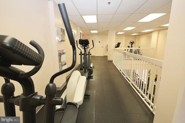 $605,000 | 2181 Jamieson Avenue, Unit 1210, Alexandria, VA 22314