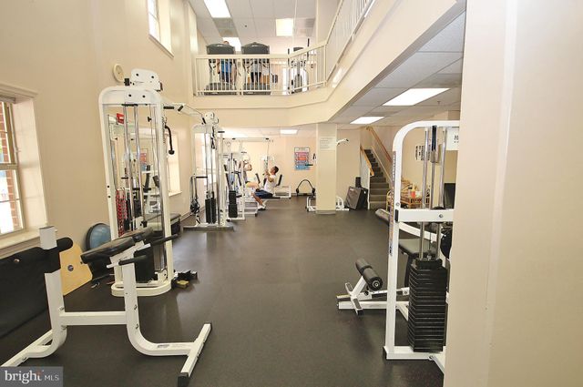 $605,000 | 2181 Jamieson Avenue, Unit 1210, Alexandria, VA 22314