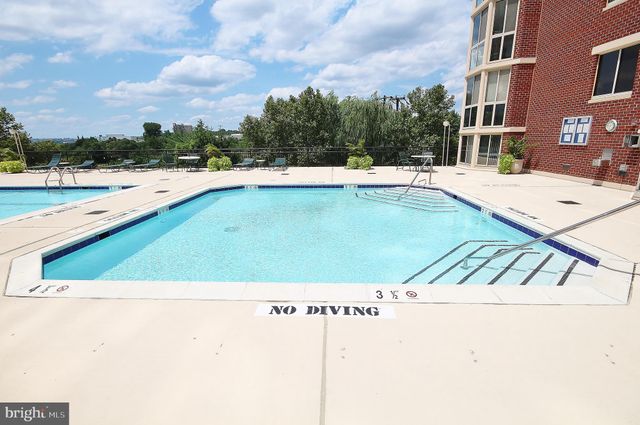 $605,000 | 2181 Jamieson Avenue, Unit 1210, Alexandria, VA 22314