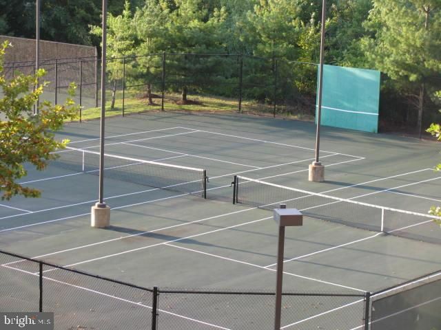 $605,000 | 2181 Jamieson Avenue, Unit 1210, Alexandria, VA 22314