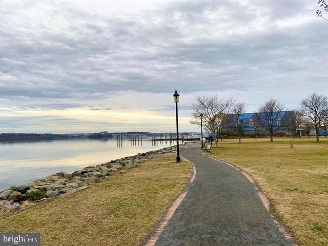 $605,000 | 2181 Jamieson Avenue, Unit 1210, Alexandria, VA 22314