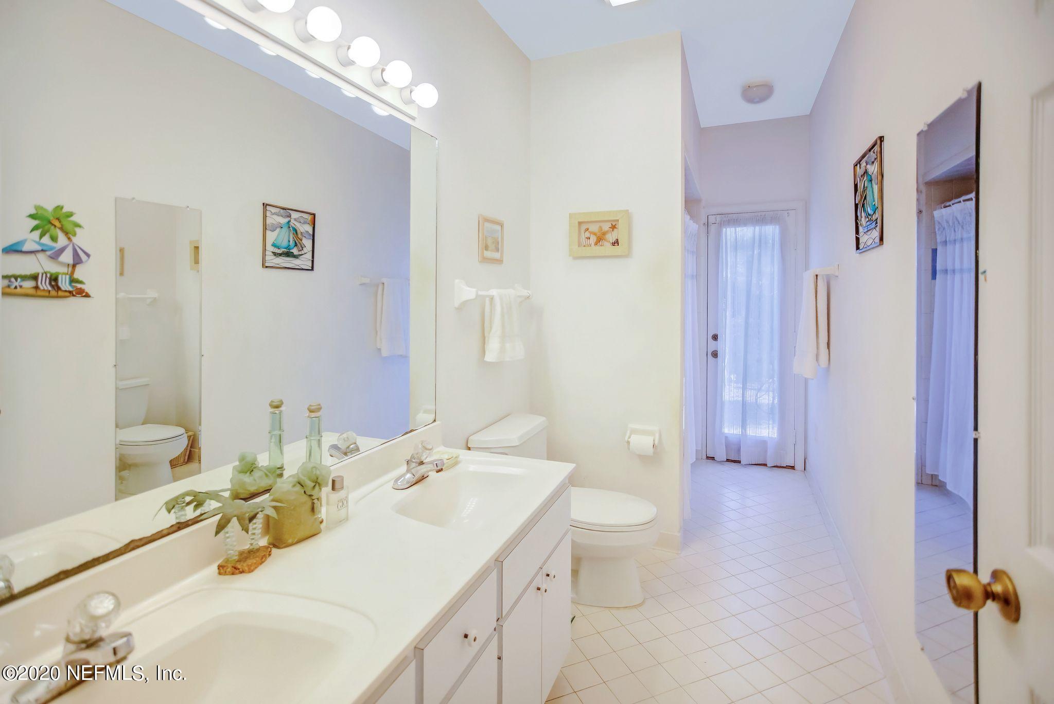 104 Arbor View Court Ponte Vedra Beach, FL 32082 - Photo 33 of 45 Bathroom 2