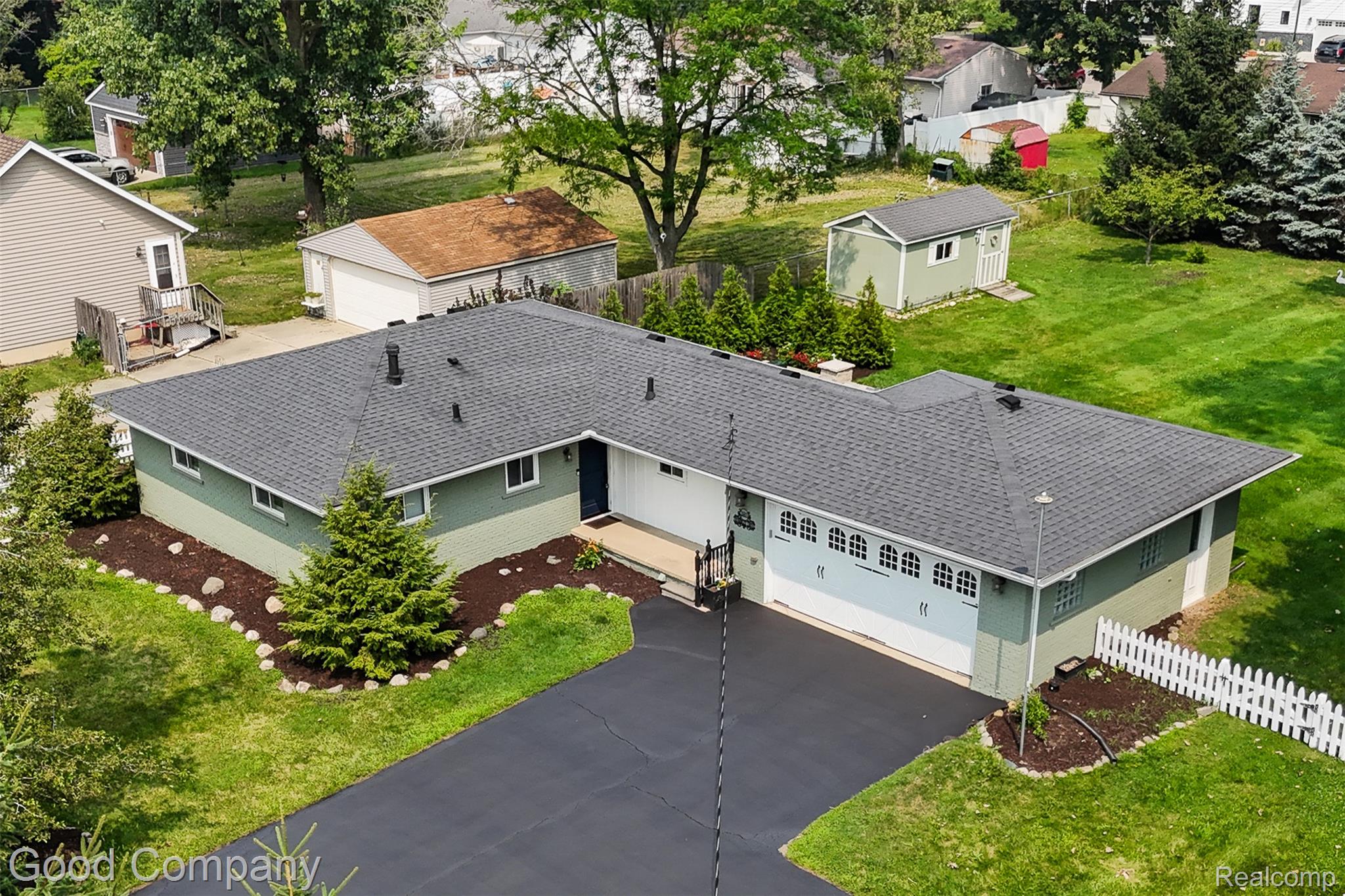 385 Trombley Road Troy, MI 48083 - Photo 44 of 51 55_385 trombley rd_266.jpg