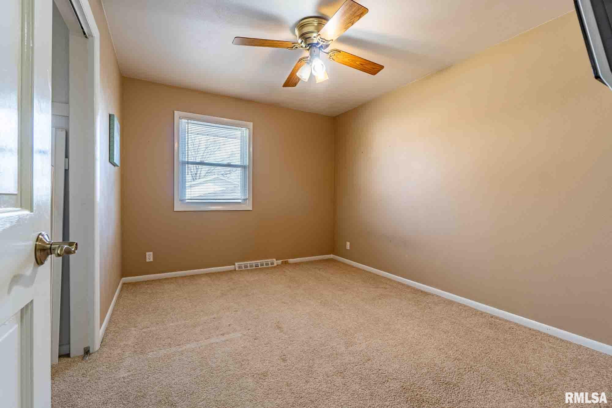 830 East Tyler Street Morton, IL 61550 - Photo 18 of 40