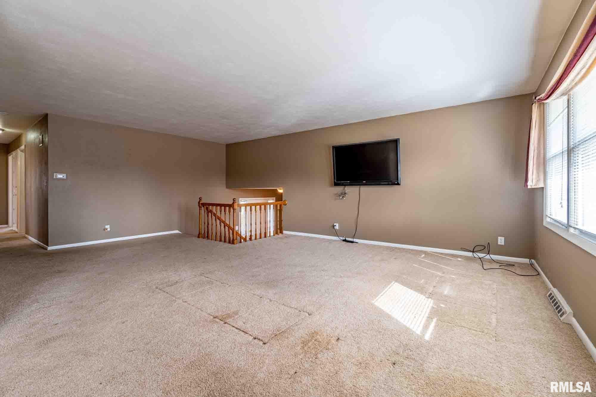 830 East Tyler Street Morton, IL 61550 - Photo 5 of 40